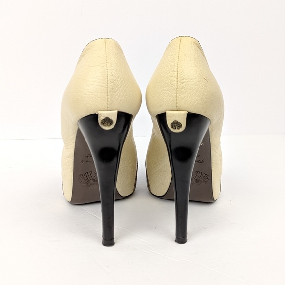 Behnaz Kanani Leather Peep Toe Pumps - Picture 4 of 8